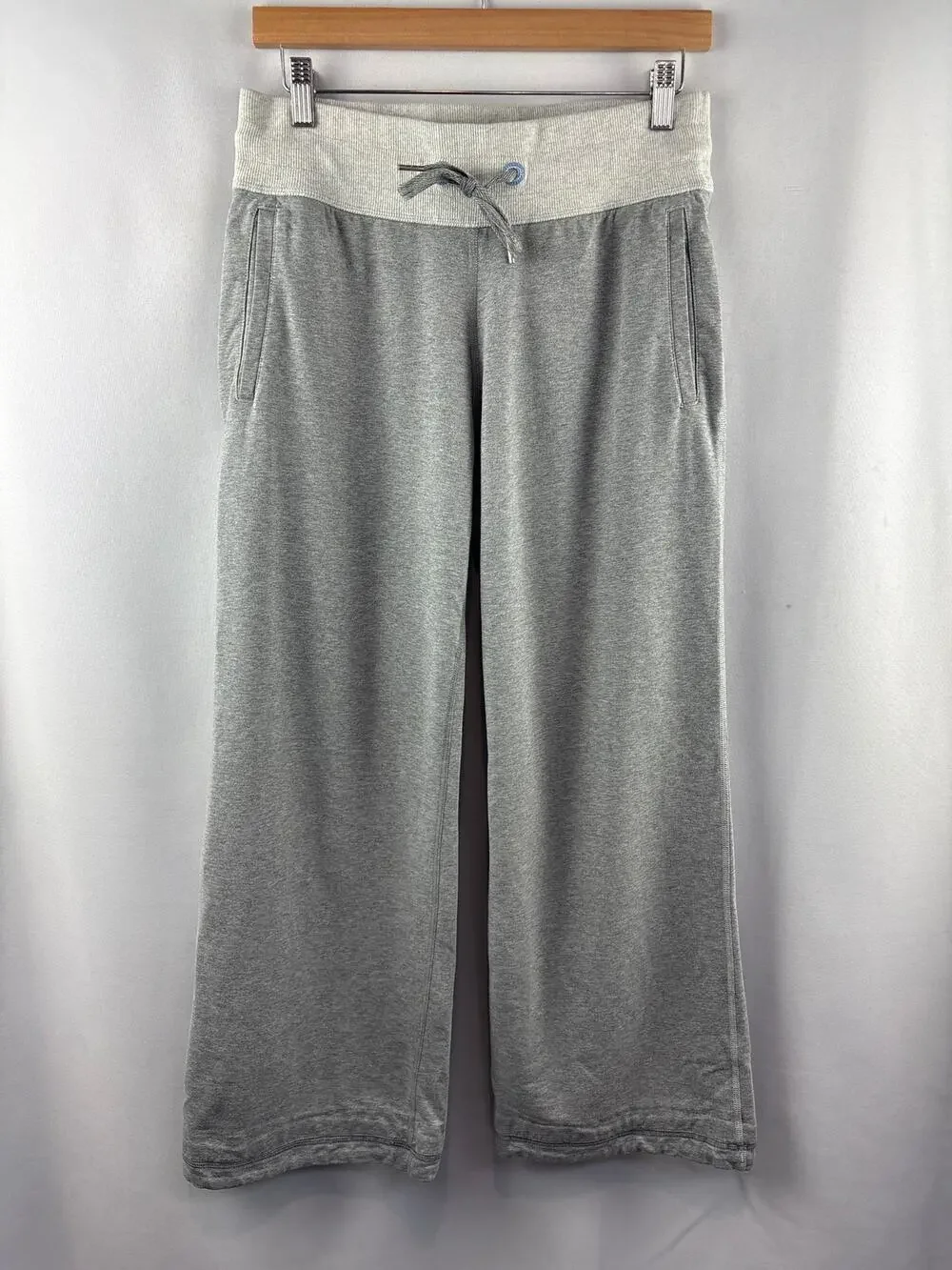 Women’s LuluLemon Size 8 Gray Wide Leg Lounge Pants